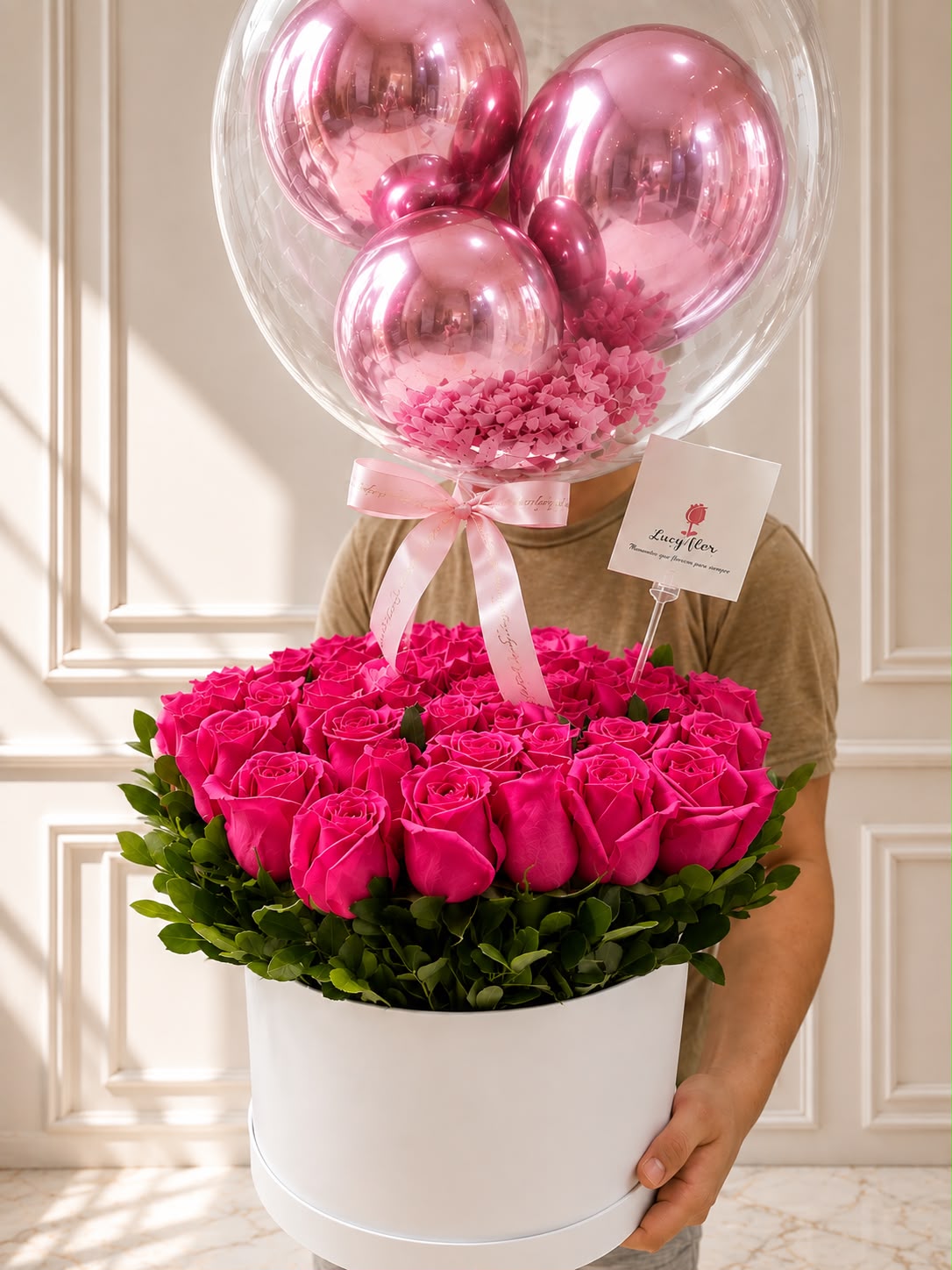 Box de Rosas con Globo Burbuja